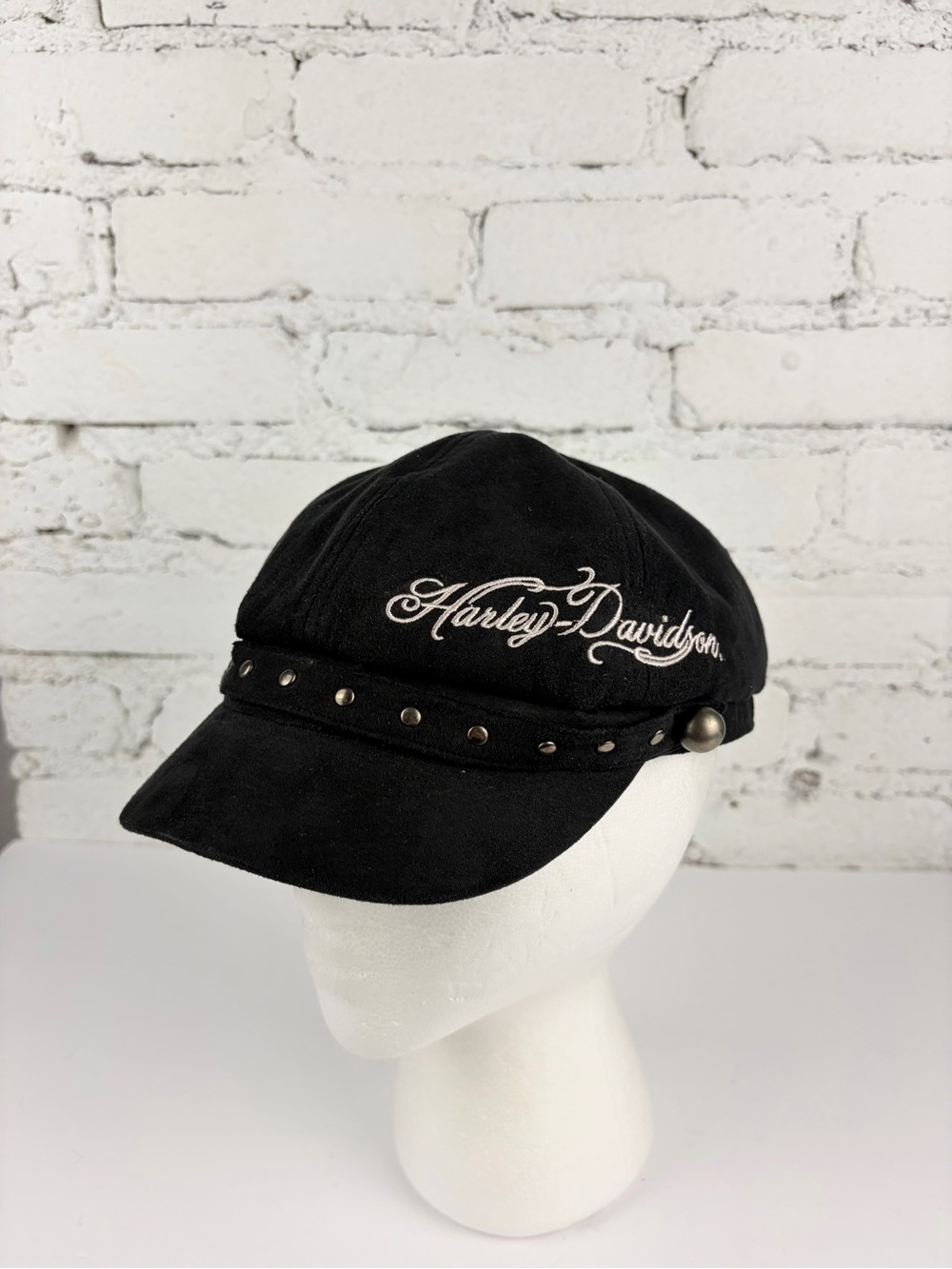 Harley Davidson VTG 2008 Black Studded Embroidered Cabbie Hat L